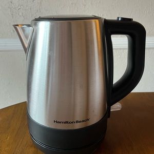 Hamilton hot water kettle